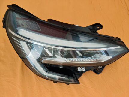 RENAULT CLİO 5 İCON SAĞ FAR