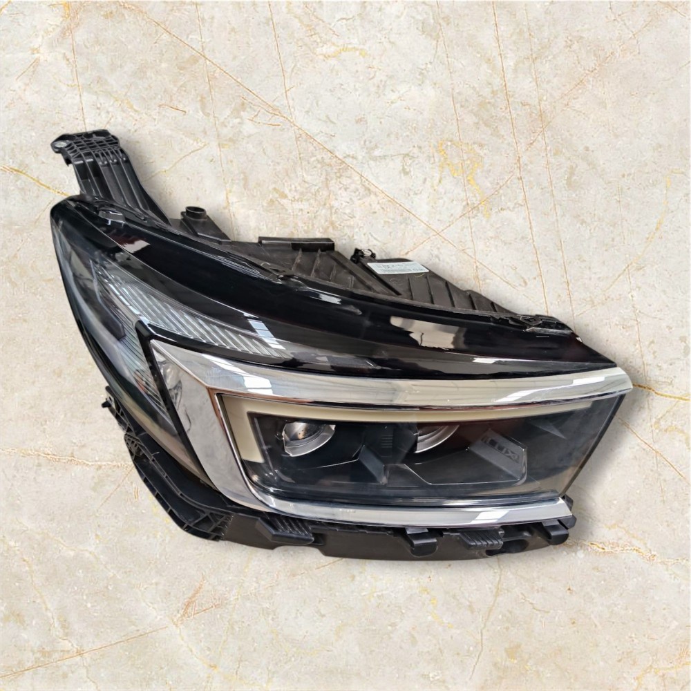 OPEL GRANDLAND X SAĞ FAR (NİKELAJLI)