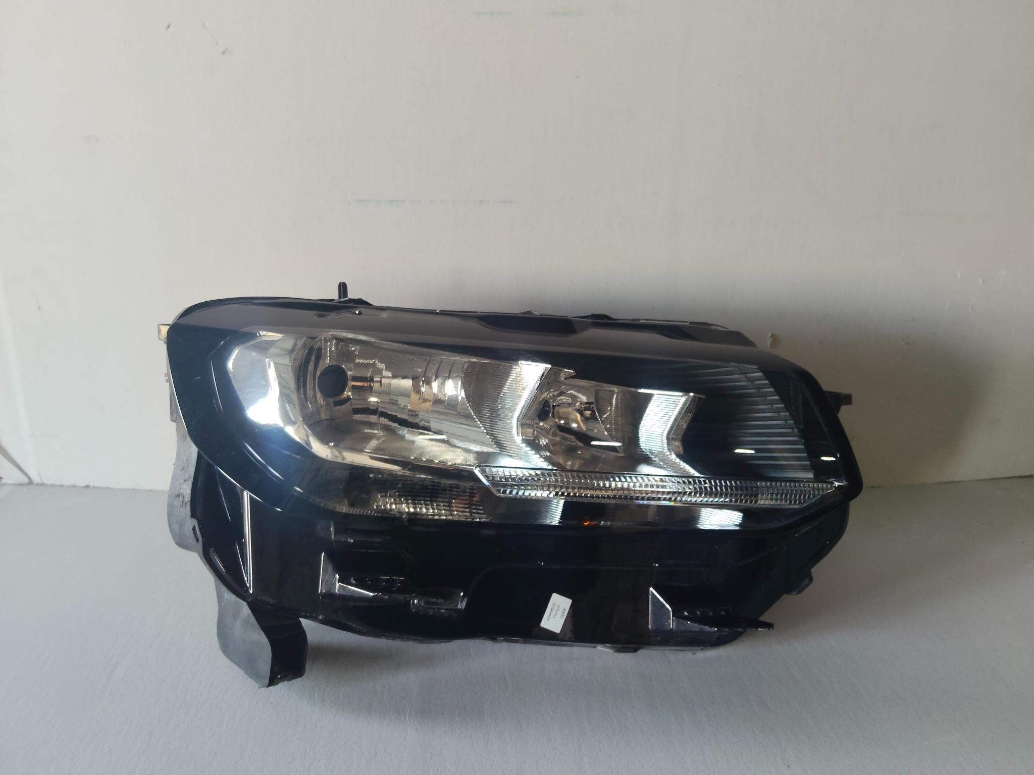 CİTROEN BERLİNGO - PEUGEOT PARTNER - FİAT DOBLO SAĞ FAR