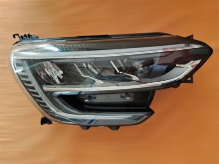 RENAULT MEGANE SAĞ FAR (makyajlı model)