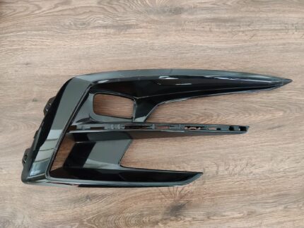 MEGANE 4 SİS FAR ÇERÇEVESİ